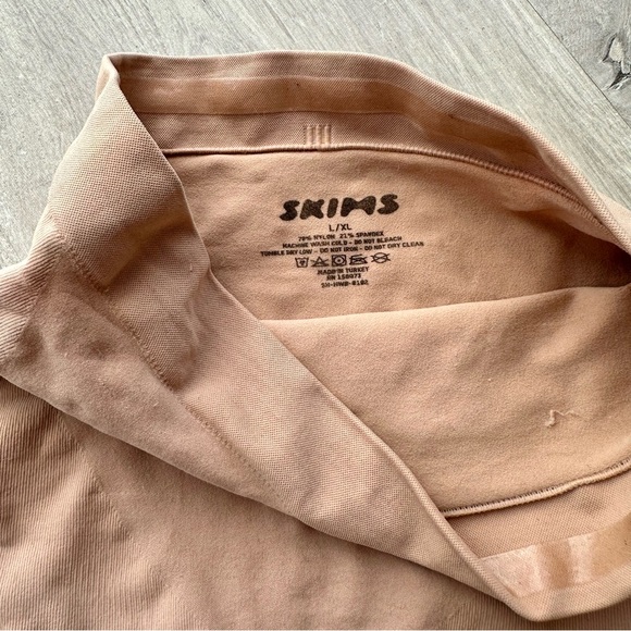SKIMS shapewear underwear XL - Picture 2 of 3